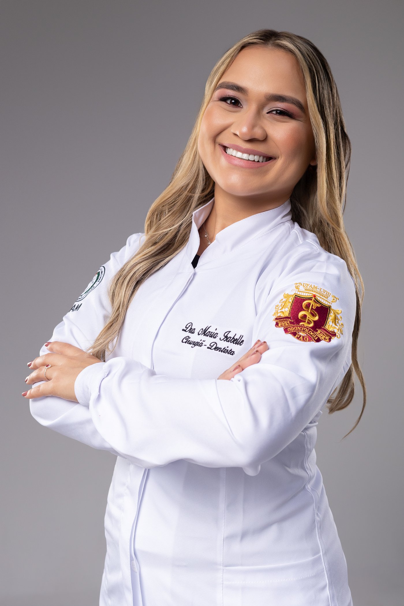 Dra. Maria Isabelle Pedrosa — Cirurgiã-Dentista em Manaus